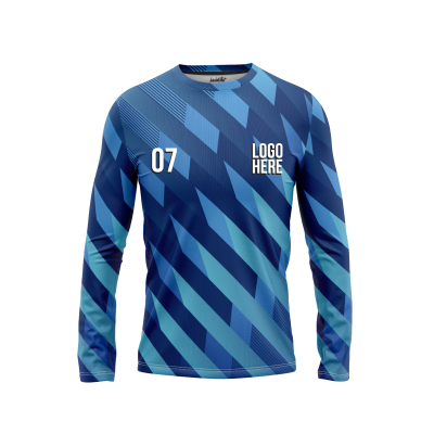 Skiing Men’s Long Sleeve T-Shirt